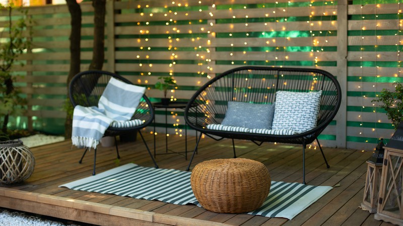Migliora la decorazione del tuo giardino con i nostri esclusivi set di divani