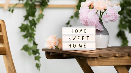 Δώρα για νεόνυμφους: πρωτότυπες ιδέες για να διακοσμήσουν το νέο τους σπίτι