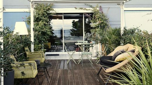Hoe je een klein terras decoreert en er het maximale uit haalt