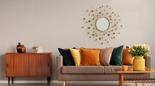 Καθρέφτης, καθρέφτης ... ποιος έχει το πιο κομψό σπίτι;