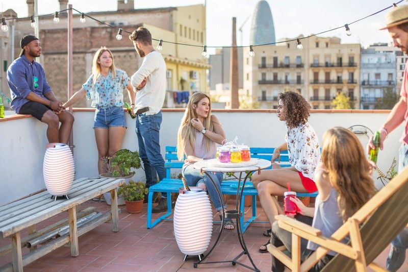 Música portátil gracias a su altavoz integrado