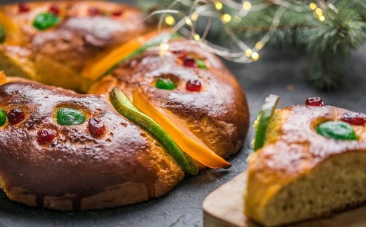 Roscón de Reyes con Mambo de Cecotec