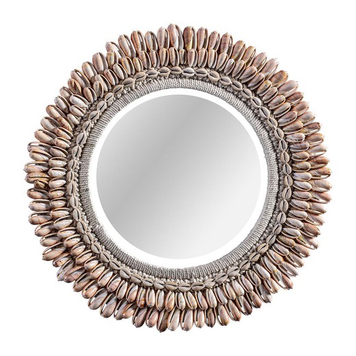 Dhyl shell mirror in ivory, 49 x 4 x 49 cm