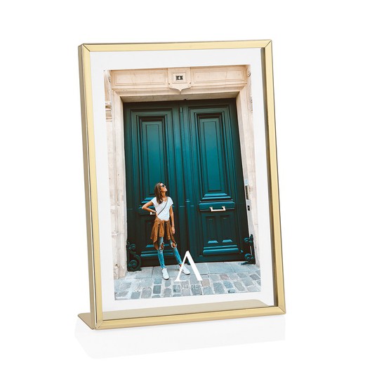 Golden metal and glass photo frame, 13 x 18 x 5 cm