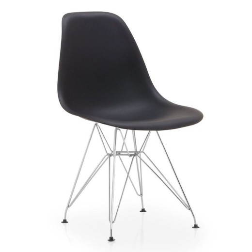 Chair in black polypropylene and chrome base, 46.5 x 50.5 x 81 cm