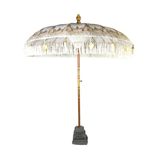 Ombrello balinese in poliestere e legno in beige e oro, 185 x 185 x 245 cm | Nirvana