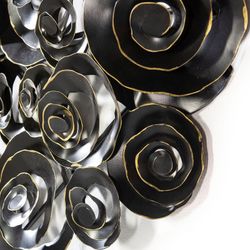 Black/Gold Metal Wall Hanging, 114 x 7 x 81 cm