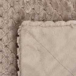 CHESS-Taupe polyester blanket, 130x170 cm