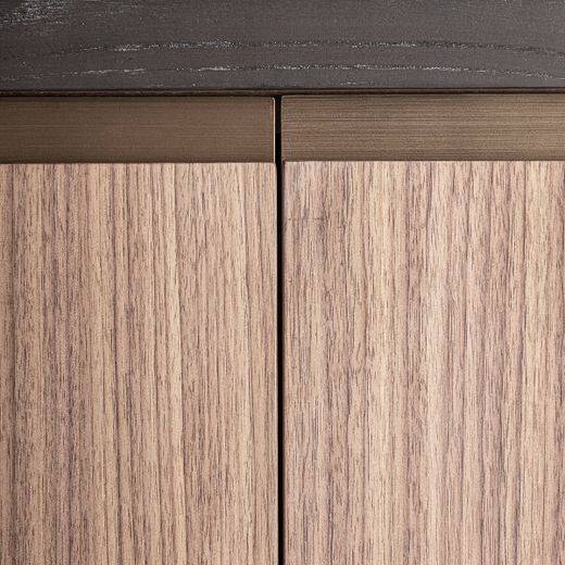 Aparador alto de madera en marrón y negro, 110 x 47 x 150 cm | Saillon