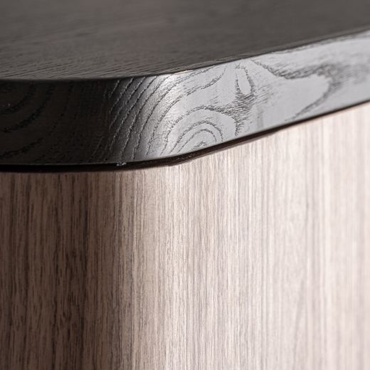 Aparador alto de madera en marrón y negro, 110 x 47 x 150 cm | Saillon