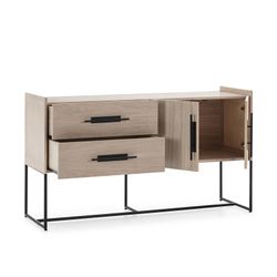 Ceder en metalen dressoir, 150x46x86cm