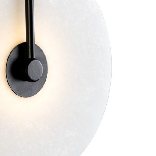 White marble and metal wall light, 25x10x29 cm