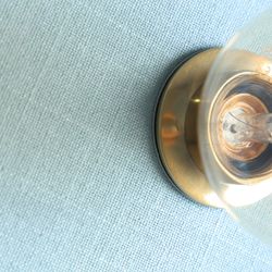 Aplique de metal y algodón en verde pastel, 45 x 9 x 45 cm | Vetra