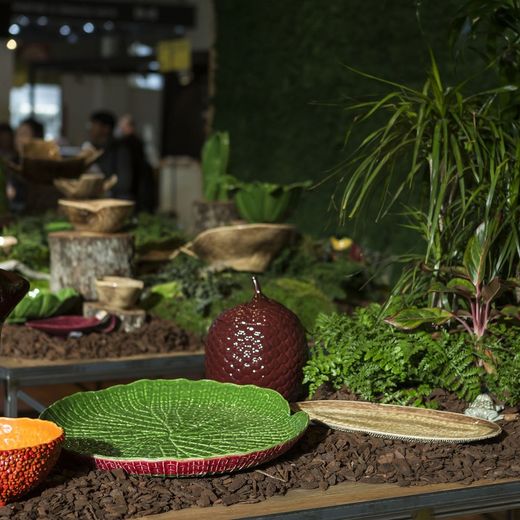 Taca fajansowa w kolorze zielonym i czerwonym, Ø 50 x 6 cm | Amazonka