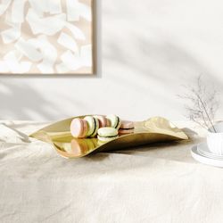 Decorative tray made of steel in gold, 30 x 23 x 4 cm | waves