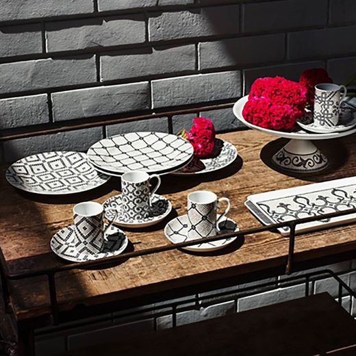 Rectangular black and white porcelain tray, 39.3 x 15.3 x 1.9 cm | Portuguese Road