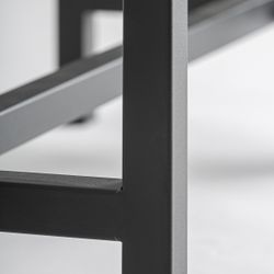Base de vitrina de metal en negro , 85 x 40 x 40 cm | Bern