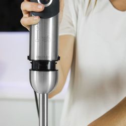 Batidora De Mano Powerful Titanium 1000