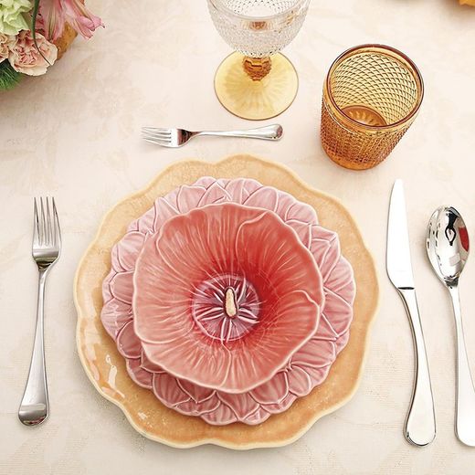 Alcea earthenware bowl in coral color, 15.5 x 15 x 6.5 cm | Maria Flor