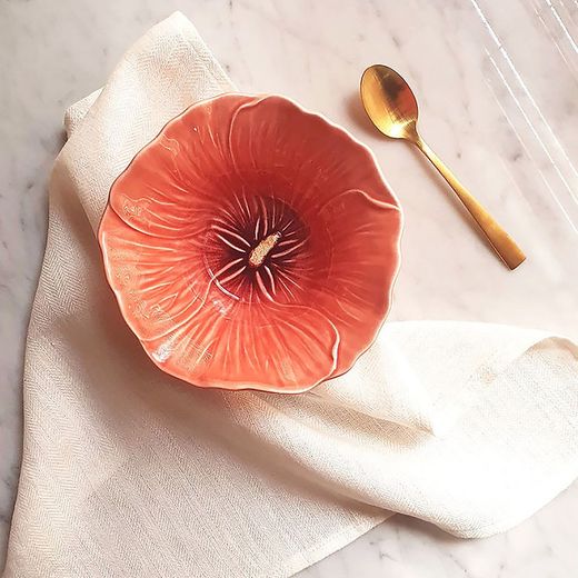 Alcea earthenware bowl in coral color, 15.5 x 15 x 6.5 cm | Maria Flor