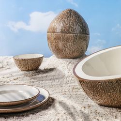 Coco bowl made of brown and white earthenware, 13.7 x 13.5 x 7.5 cm | Tropical Fruits