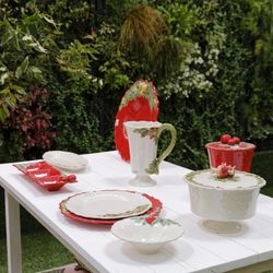 White and multicoloured earthenware bowl, Ø 20.3 x 6.2 cm | Christmas wreath