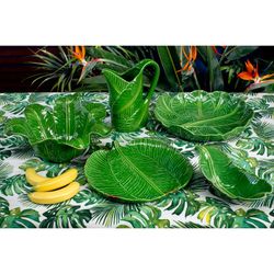 Green earthenware bowl, 28 x 13.9 x 11.8 cm | Banana Madeira