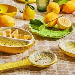 Double stoneware bowl in yellow and green, 23 x 17 x 7 cm | Lemon Garden