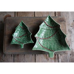 Green and red earthenware bowl L, 27.5 x 23.5 x 5 cm | Christmas