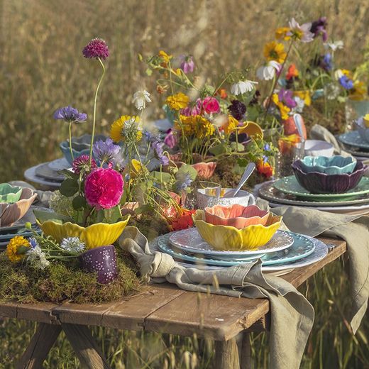 Small pink earthenware bowl, 12.4 x 12.4 x 5.7 cm | Flora