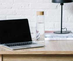 Bouteille en verre avec bouchon en bambou 1 L, Ø 8 x 26,5 cm