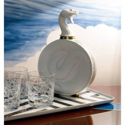 White and gold porcelain bottle, 20.42 x 8.73 x 29.37 cm | poison