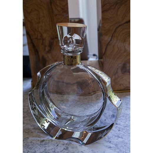 Transparent and gold-plated glass and gold whiskey bottle, 8.3 x 19.8 x 23.5 cm | rinascent