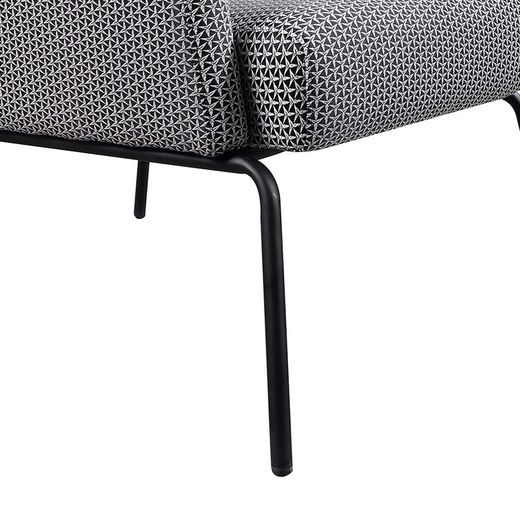 BREDA | Upholstered armchair with triangular geometric pattern in ecru and black 78 x 94 x 98 cm