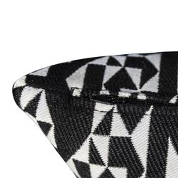 BREDA | Kussenhoes met zwart-witte geometrische print 55 x 30 cm
