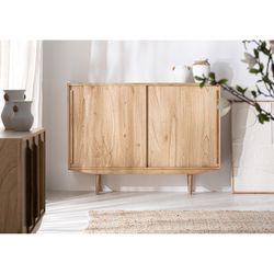 Mindi wood sideboard in natural, 150 x 40 x 111 cm | Nyry