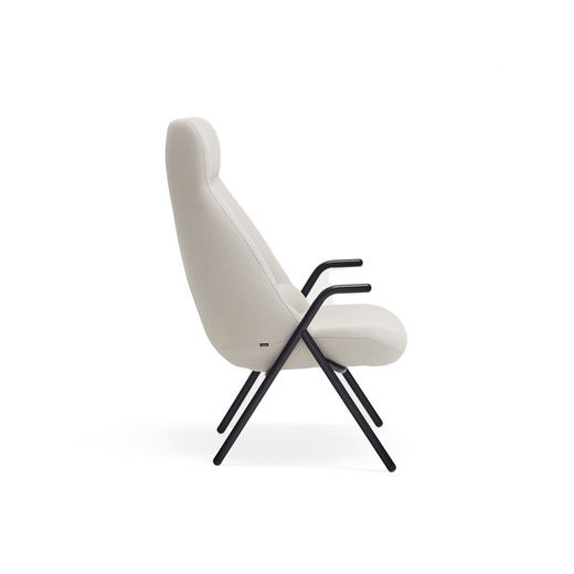 High armchair in cream fabric, 83 x 81 x 114 cm | Dins