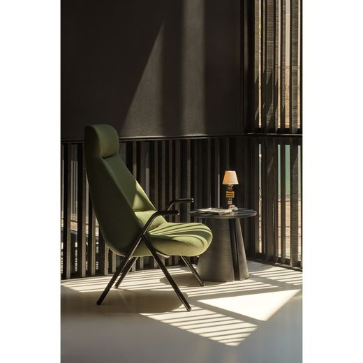 High armchair in dark green fabric, 83 x 81 x 114 cm | Dins