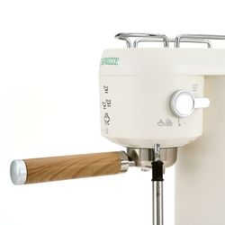 Zestaw białych urządzeń elektrycznych z motywami orientalnymi, 1 toster + 1 ekspres do kawy