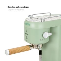 Grön halvautomatisk espressomaskin med mjölkskummare, 36,8 x 12,2 x 30,3 cm | Hikari