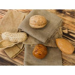 Sandstone box in toasted sand, 16.6 x 11.1 x 8.1 cm | Nuts