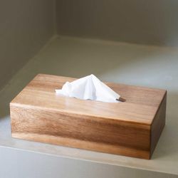 Caja para pañuelos de madera de acacia en marrón, 26 x 14 x 7 cm | Acacia