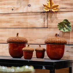 Small brown earthenware box, 11.5 x 11.5 x 15 cm | Gudrum