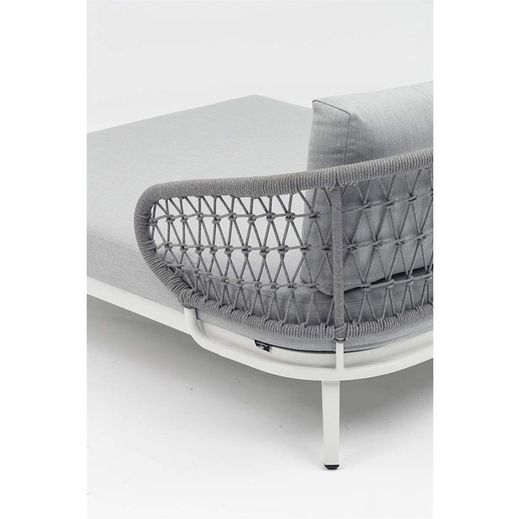 Balinees bed van aluminium en nautisch touw in wit en grijs, 135 x 161 x 78 cm | Isabella
