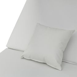 Balinees aluminium en stoffen bed in wit, 198 x 198 x 200 cm | Edna lama's