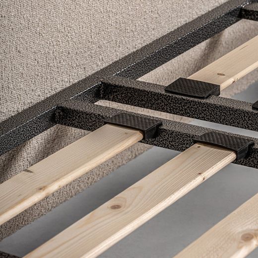 Bed van katoen en grenen in gebroken wit, 212 x 230 x 106 cm | Chiari