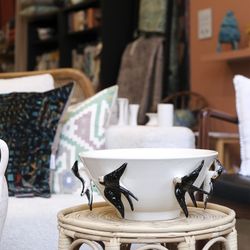 Black and white earthenware centrepiece, Ø 27.5 x 13 cm | Spring