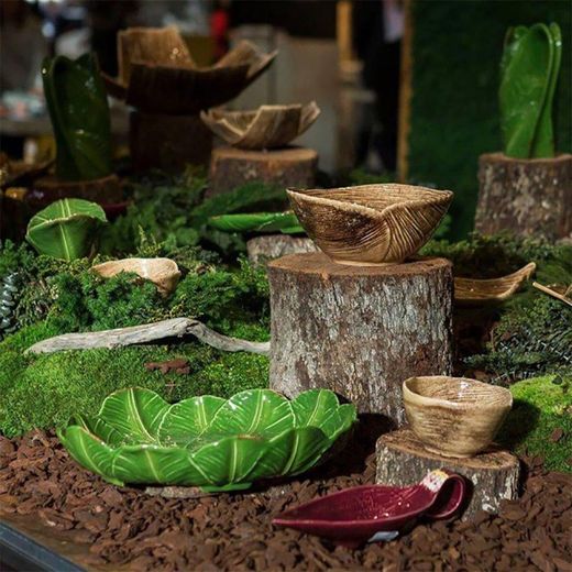 Green earthenware centerpiece, 40.6 x 40.4 x 7.7 cm | Banana Madeira