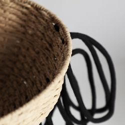 J/2 Wica-Korb aus Naturfaser, Eisen und Baumwolle in Natur/Schwarz, 40 x 40 x 42 cm