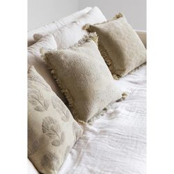 Beige cotton cushion, 45 x 45 x 10 cm | Blossom